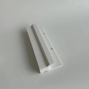 657J Channel Moulding